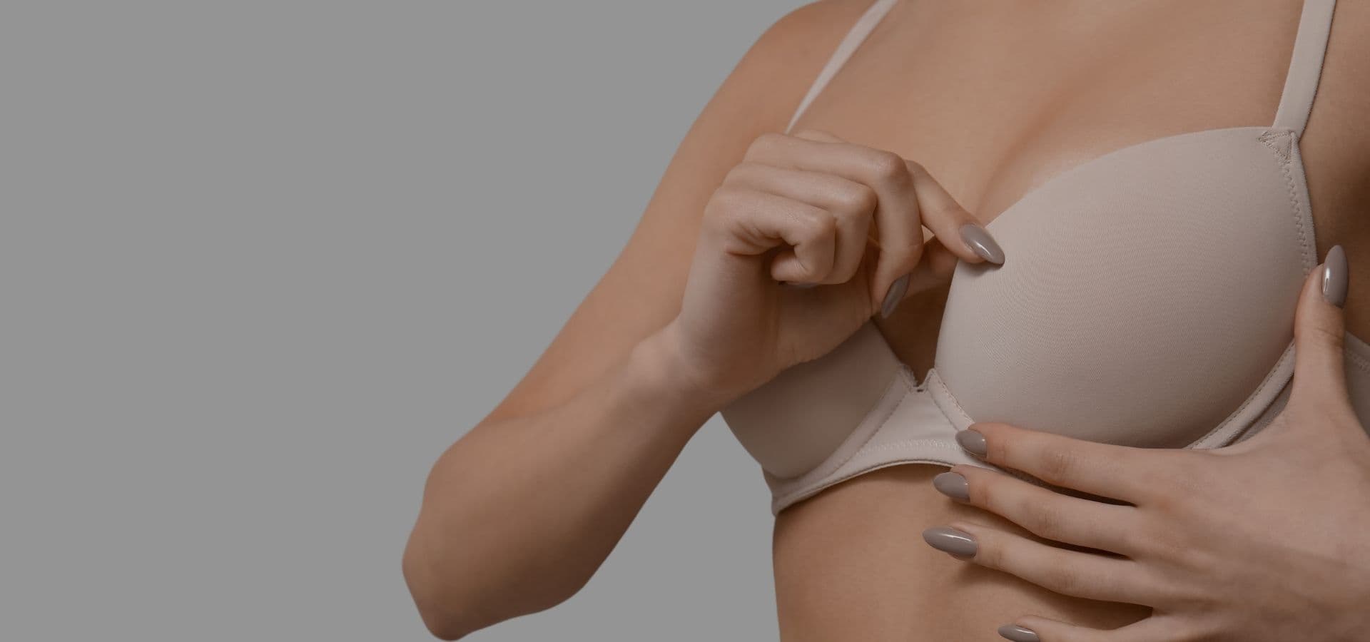 Bruststraffung mit Implantat